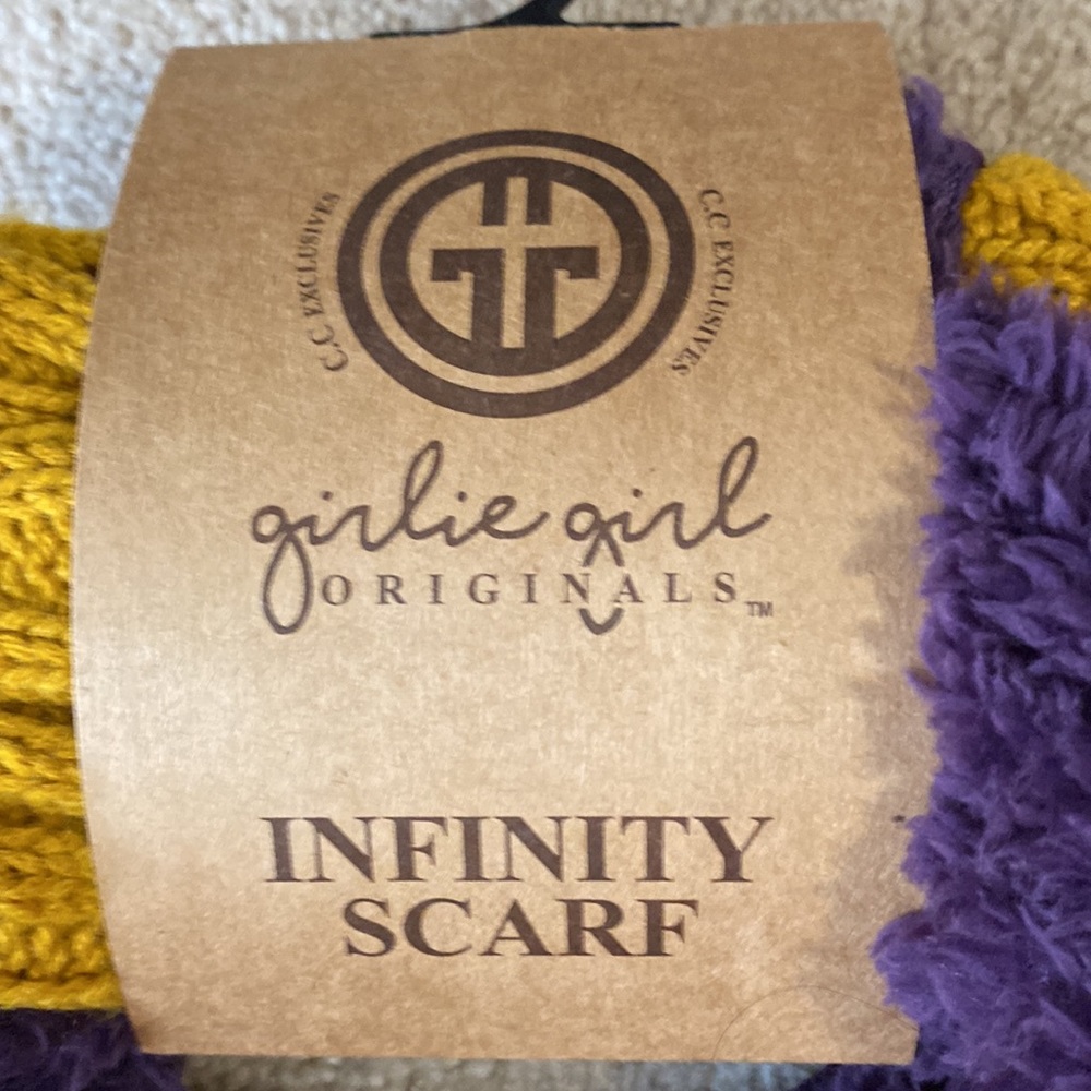 Infinity scarf - Picture 3 of 3